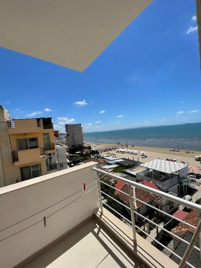 Seaview Apartments Right At The Beach Durrës