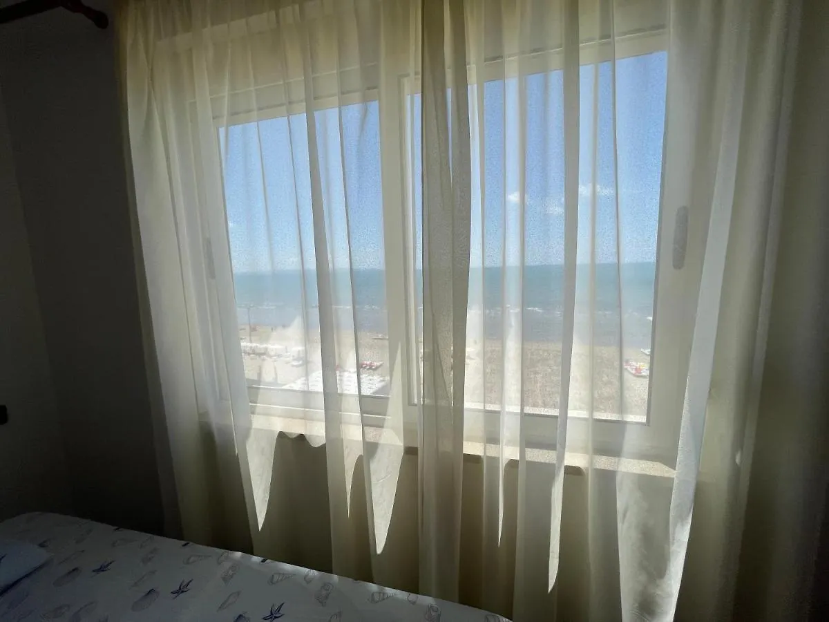 Seaview Apartments Right At The Beach Durres