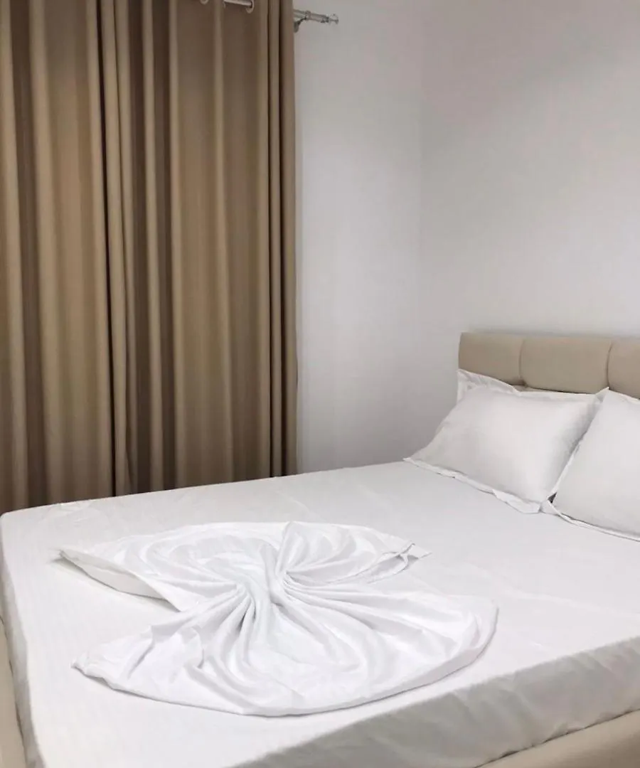 Seaview Apartments Right At The Beach Durres