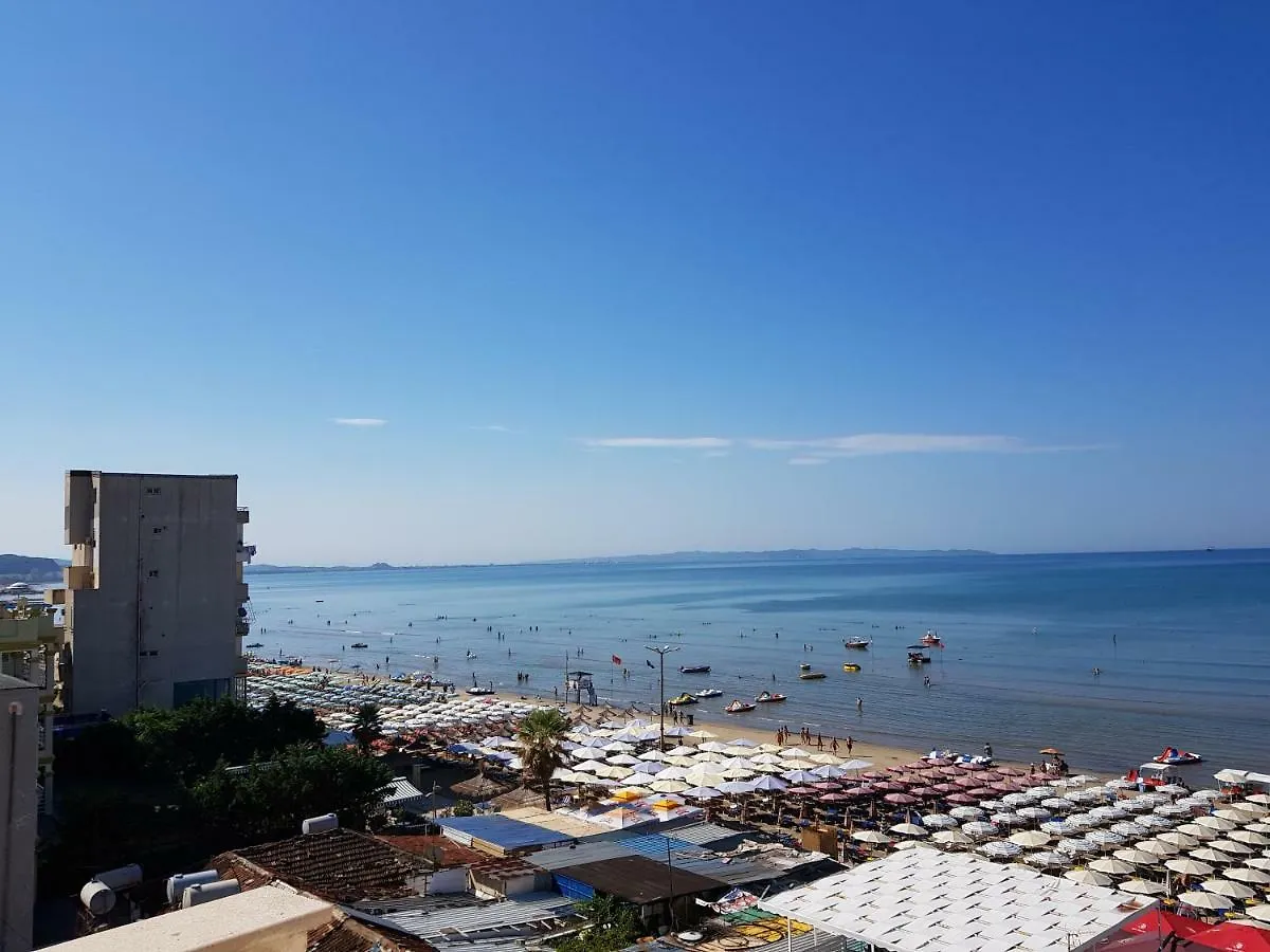 Seaview Apartments Right At The Beach Durres