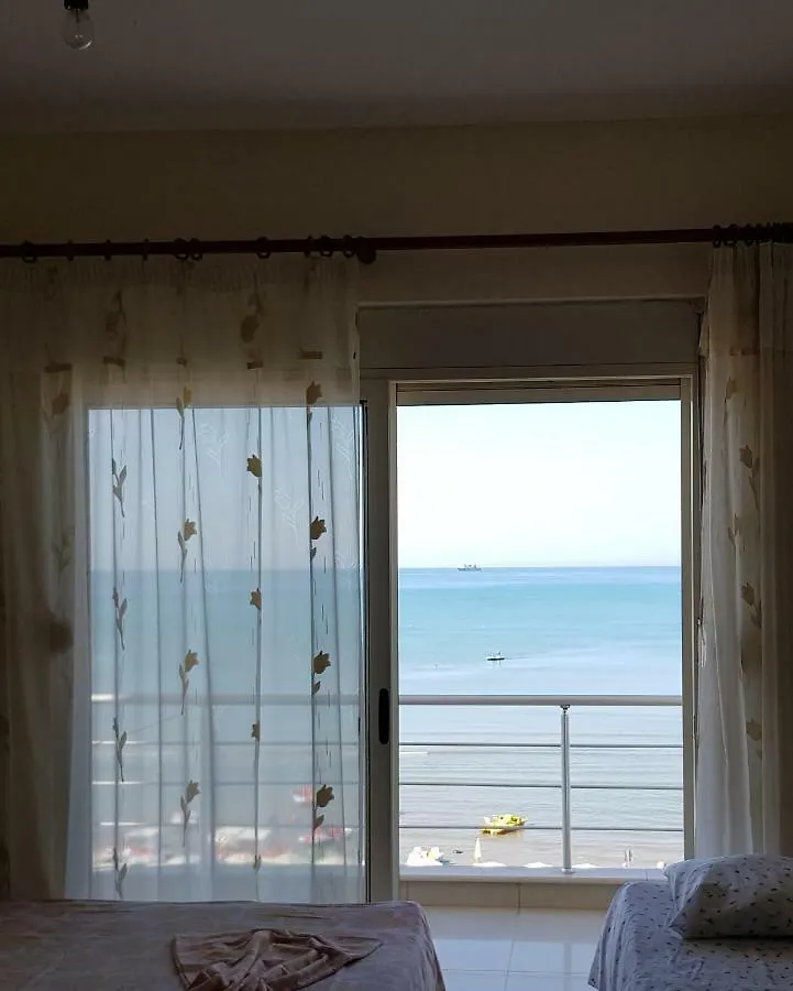 Seaview Apartments Right At The Beach Durres